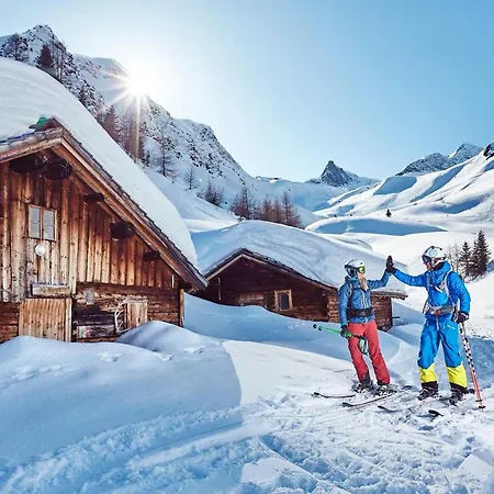 Mountain Alpine * קאפל