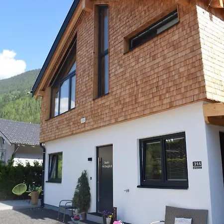 Mountain Alpine * קאפל