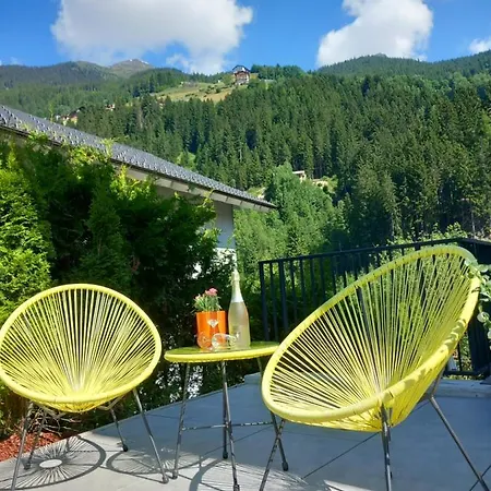 Mountain Alpine Apartment